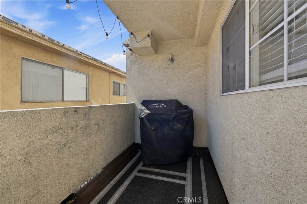 14839 Sylvan Street, Van Nuys, CA 91411