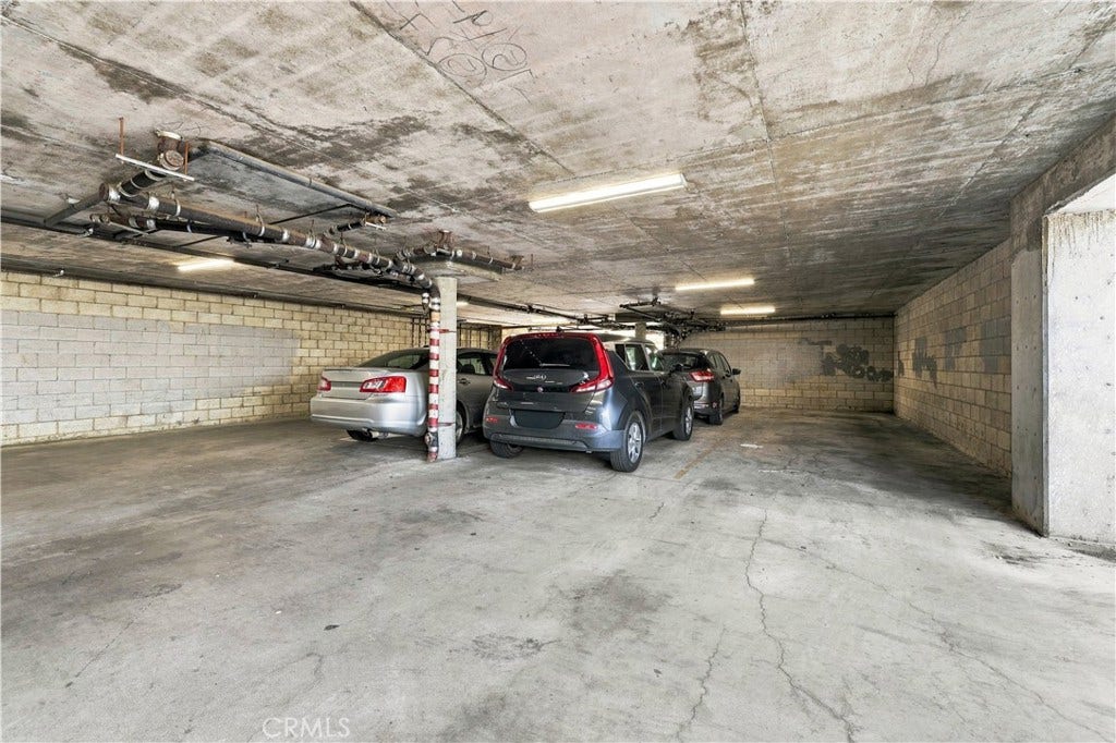 14839 Sylvan Street, Van Nuys, CA 91411