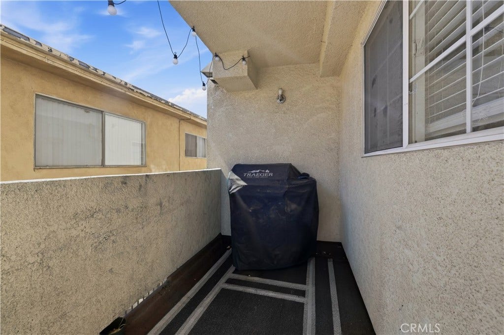 14839 Sylvan Street, Van Nuys, CA 91411