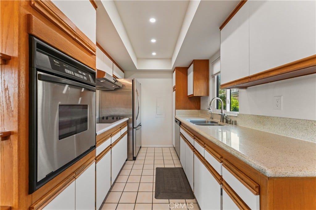 1351 N Crescent Heights, #308, Los Angeles, CA 90046 1351 N Crescent Heights, #308, Los Angeles, CA 90046