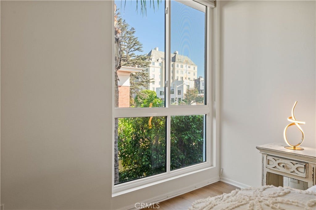 1351 N Crescent Heights, #308, Los Angeles, CA 90046 1351 N Crescent Heights, #308, Los Angeles, CA 90046