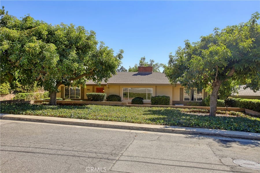 Property photo for 1914 Lyans Drive, La Canada Flintridge, CA