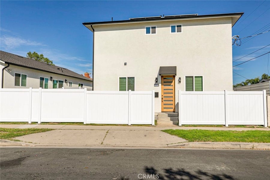 Property photo for 7612 N Shadyglade Avenue, North Hollywood, CA