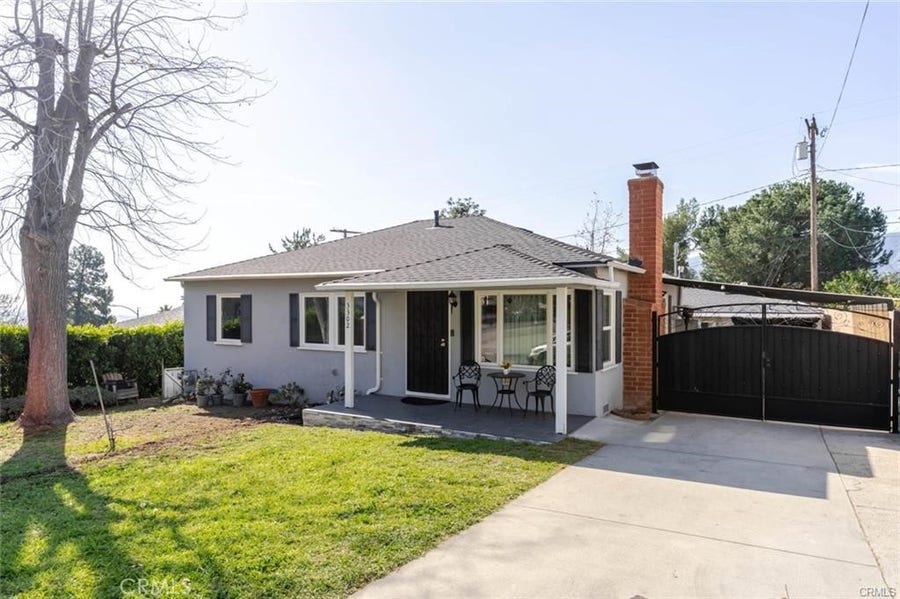 Property photo for 3302 Paraiso Way, La Crescenta, CA