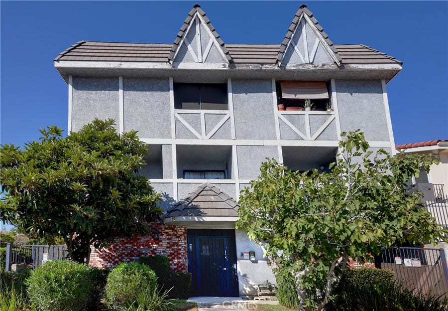 Property photo for 417 W Harvard, Glendale, CA