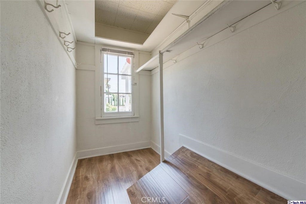 1151 N Maryland Avenue, Glendale, CA 91207