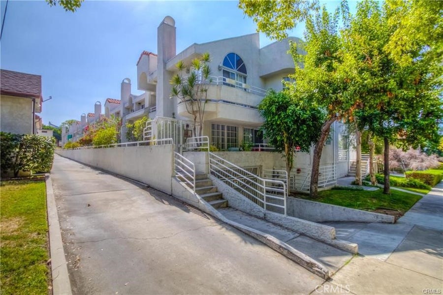 Property photo for 1328 N Columbus Avenue, #2, Glendale, CA
