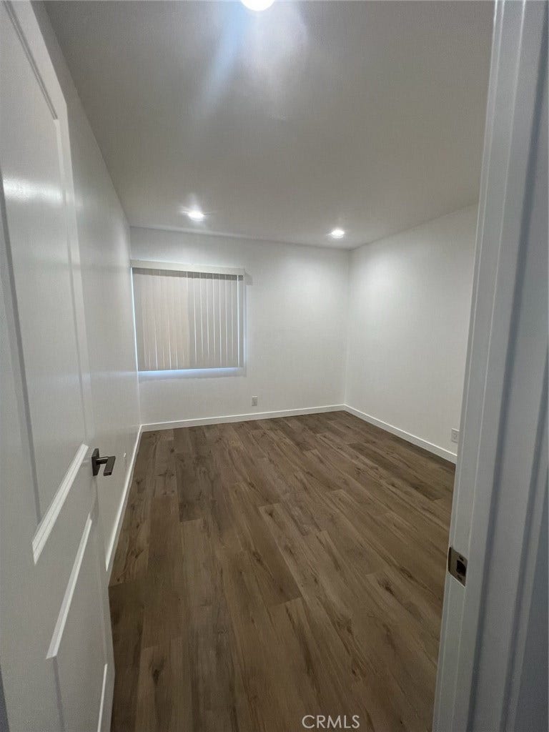 8847 Willis, #32, Panorama City, CA 91402 8847 Willis, #32, Panorama City, CA 91402
