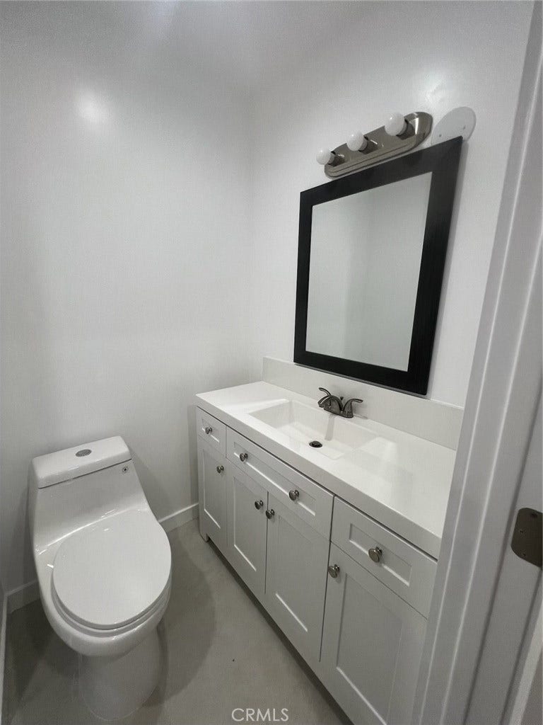8847 Willis, #32, Panorama City, CA 91402 8847 Willis, #32, Panorama City, CA 91402
