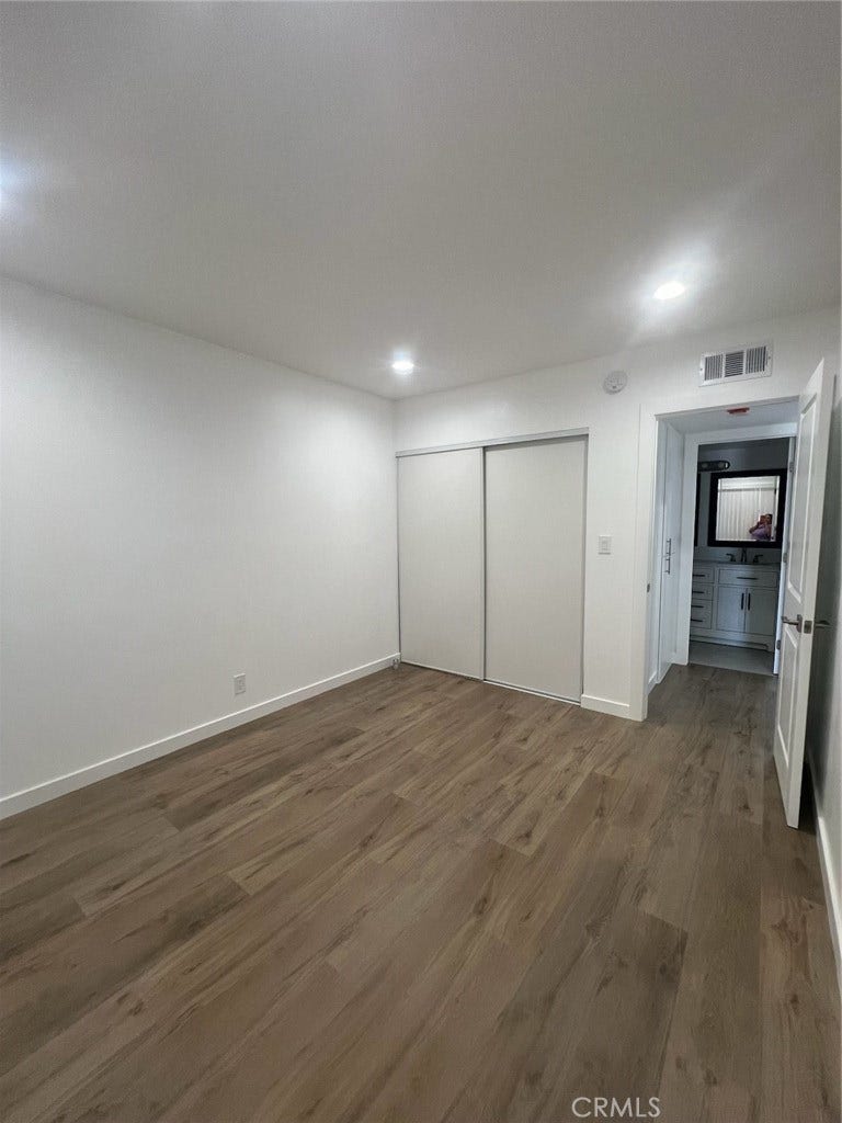 8847 Willis, #32, Panorama City, CA 91402 8847 Willis, #32, Panorama City, CA 91402