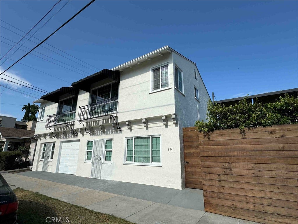 234 Columbus Ave, Glendale, CA 91203 Exterior View of Unit