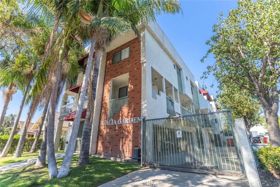 Property photo for 317 W Acacia #4, Glendale, CA