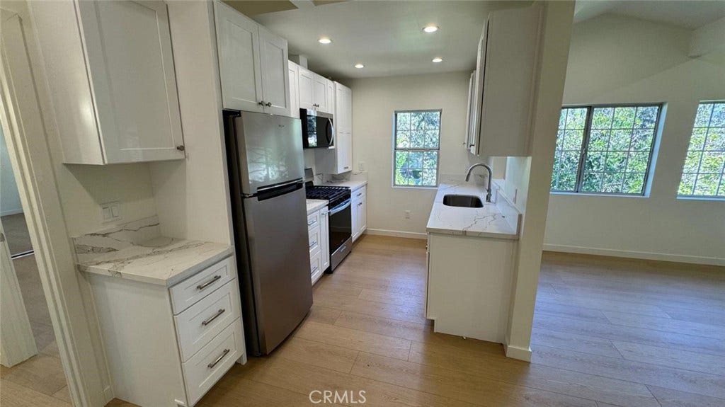 712 W Doran Street, #4, Glendale, CA 91203 712 W Doran Street, #4, Glendale, CA 91203