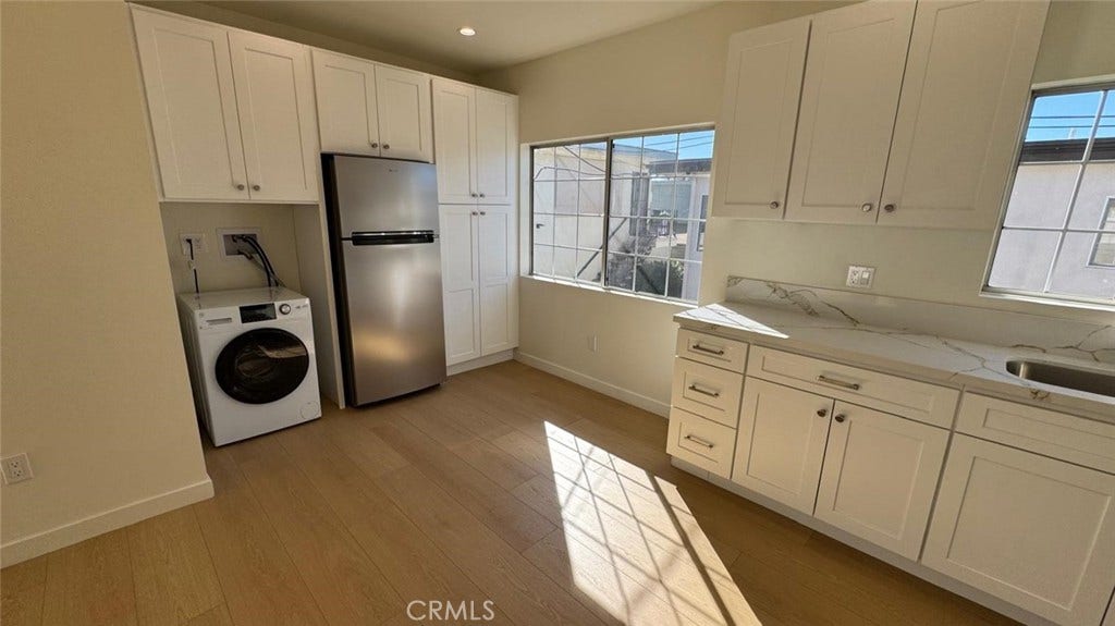712 W Doran Street, #6, Glendale, CA 91203 712 W Doran Street, #6, Glendale, CA 91203