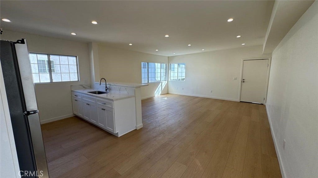 712 W Doran Street, #7, Glendale, CA 91203 712 W Doran Street, #7, Glendale, CA 91203