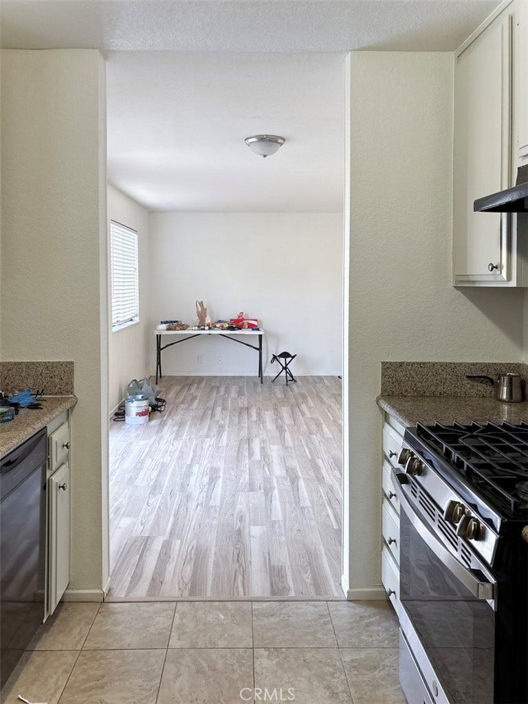 4745 Karling, Palmdale, CA 93552