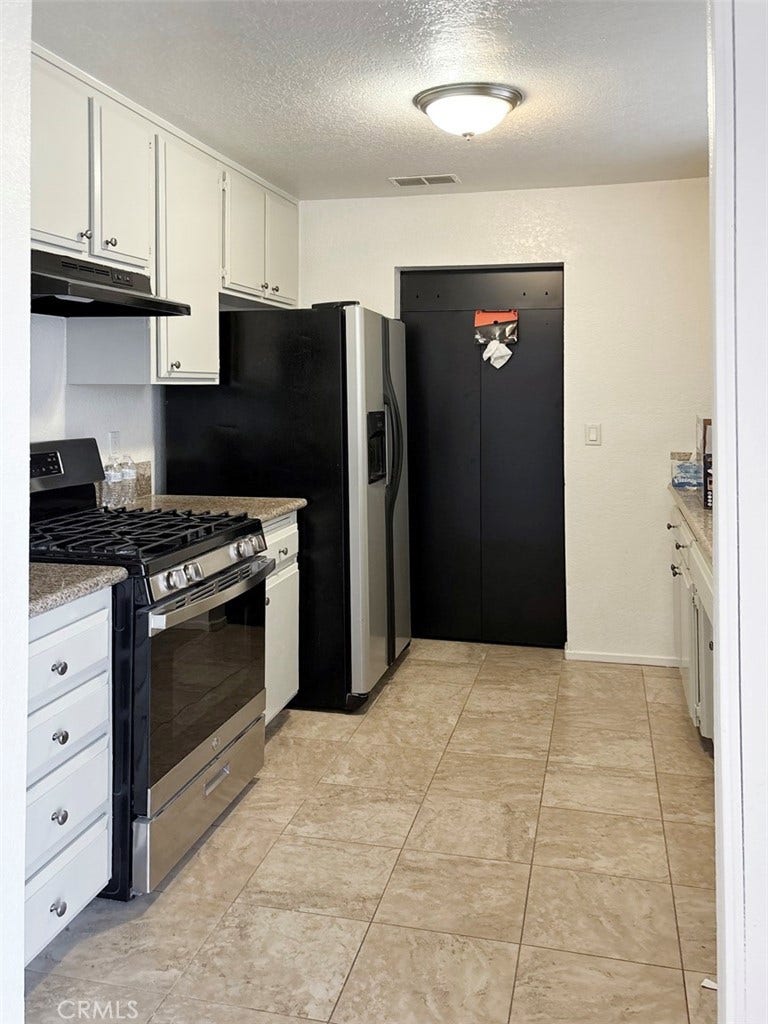 4745 Karling, Palmdale, CA 93552