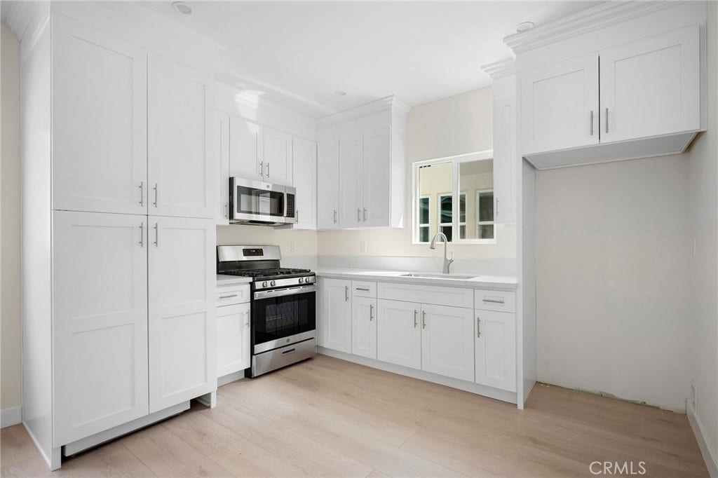 1233 Orange Grove Avenue, #B, Glendale, CA 91205 1233 Orange Grove Avenue, #B, Glendale, CA 91205