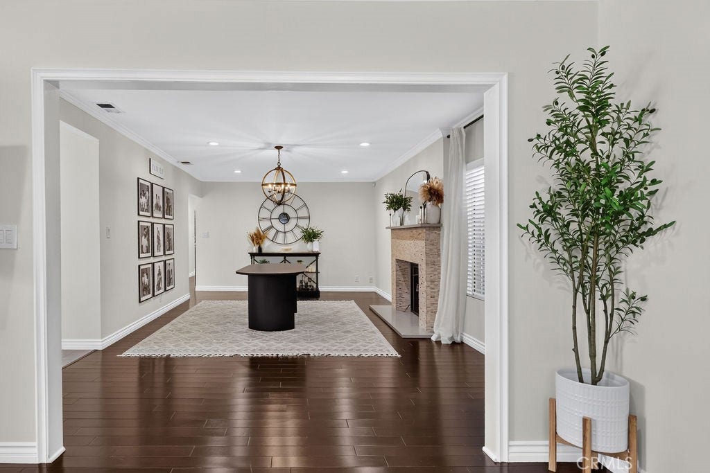 1256 Irving Avenue, Glendale, CA 91201 1256 Irving Avenue, Glendale, CA 91201