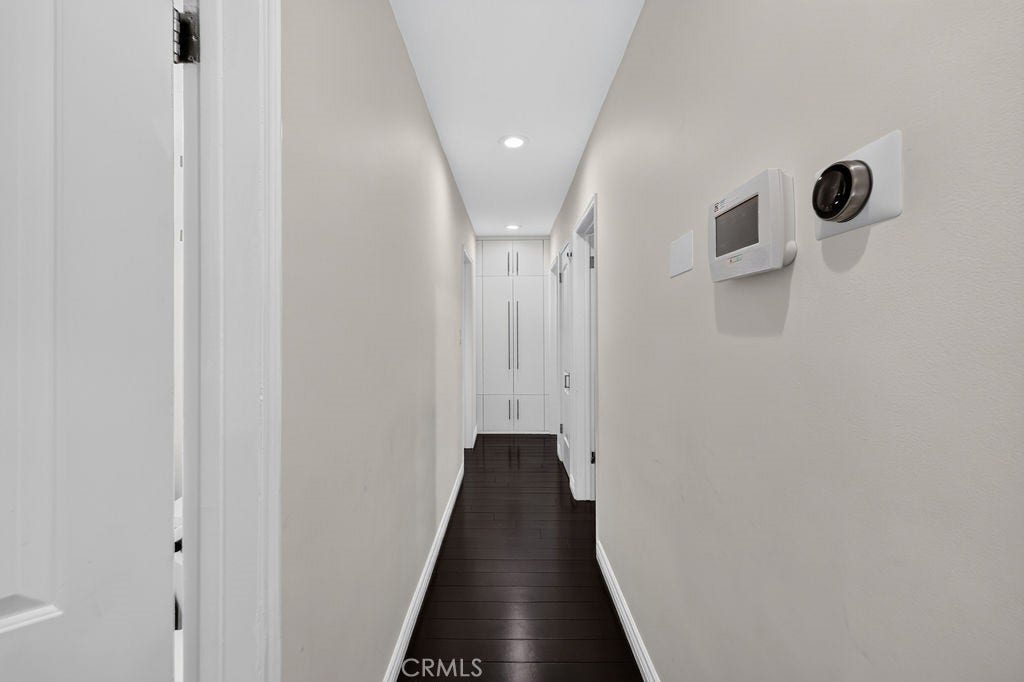1256 Irving Avenue, Glendale, CA 91201 1256 Irving Avenue, Glendale, CA 91201