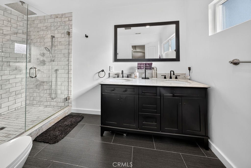 1256 Irving Avenue, Glendale, CA 91201 1256 Irving Avenue, Glendale, CA 91201