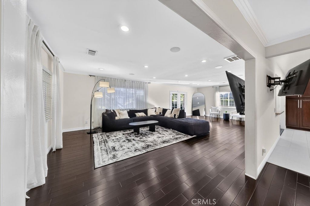 1256 Irving Avenue, Glendale, CA 91201 1256 Irving Avenue, Glendale, CA 91201