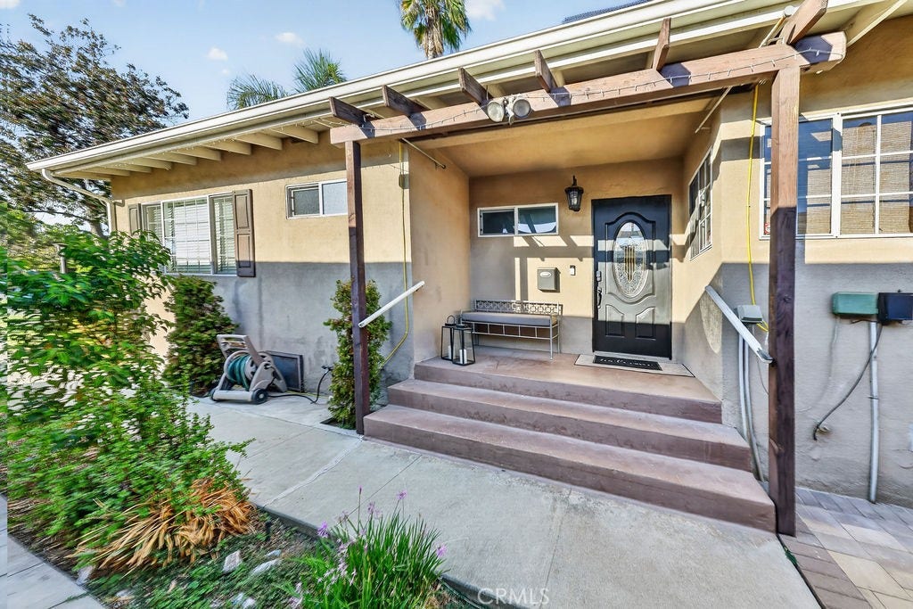 1256 Irving Avenue, Glendale, CA 91201 1256 Irving Avenue, Glendale, CA 91201