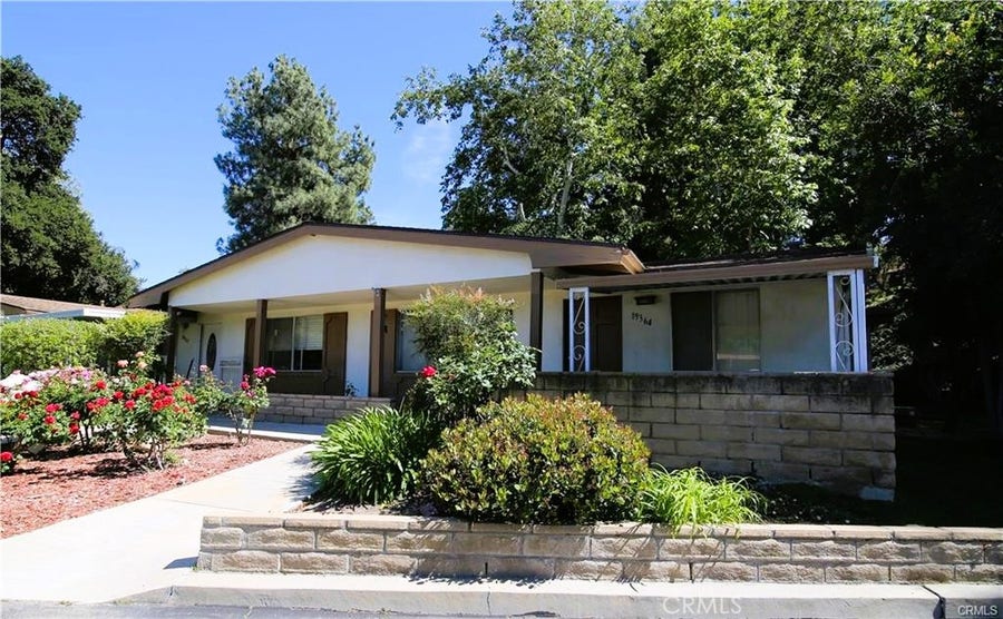 Property photo for 19364 Avenue Of The Oaks, Newhall, CA