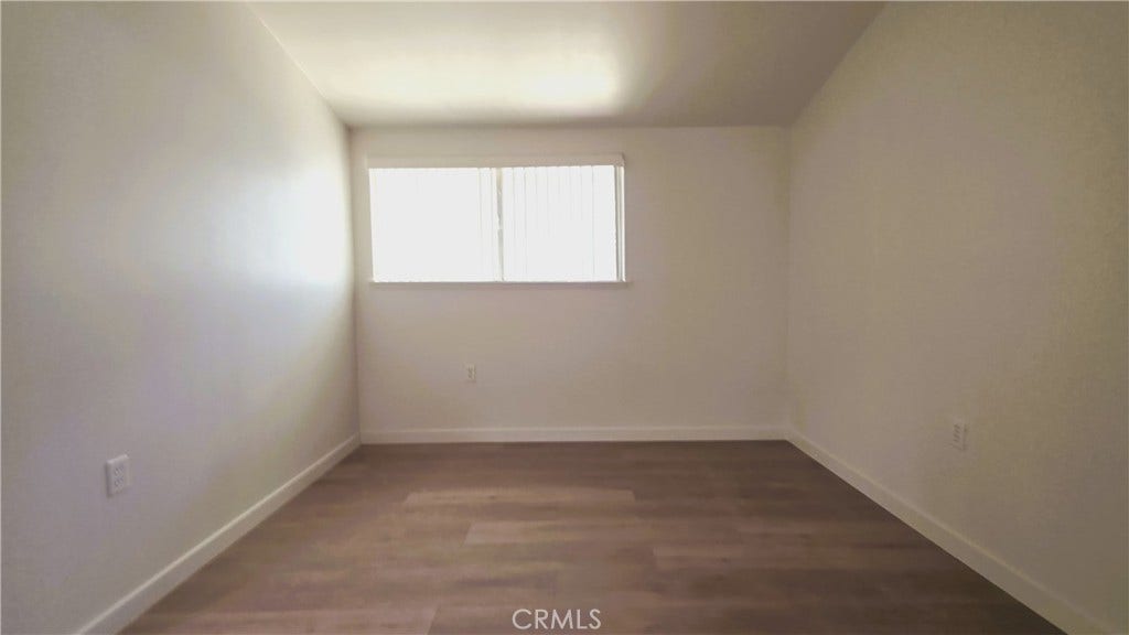 19364 Avenue Of The Oaks, Newhall, CA 91321