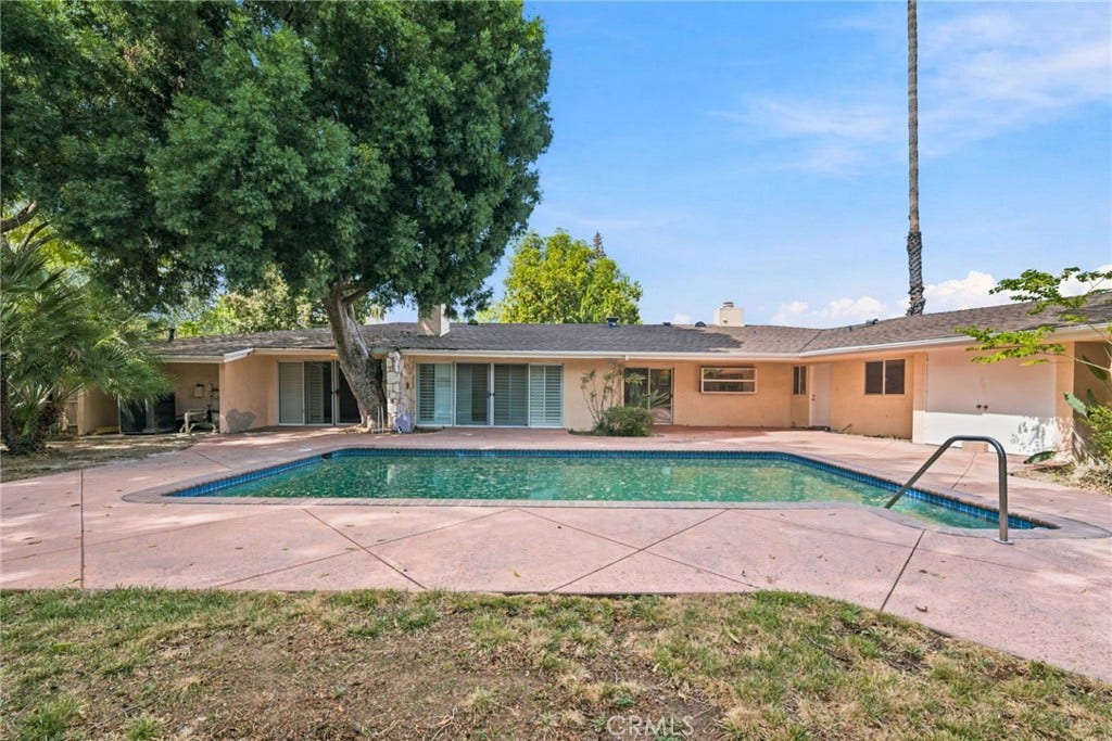 6058 Jumilla, Woodland Hills, CA 91367