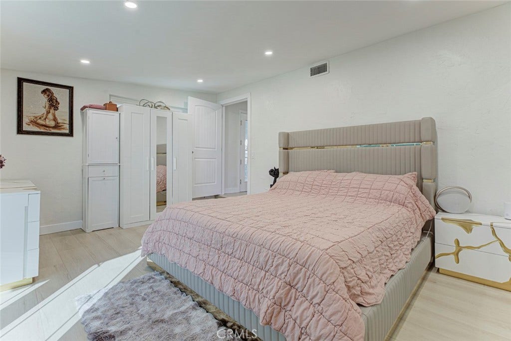 1817 N Hollywood Way, Burbank, CA 91505 1817 N Hollywood Way, Burbank, CA 91505