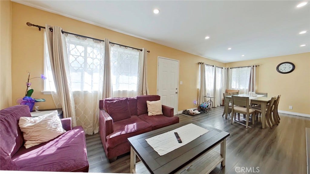 5633 Denny, North Hollywood, CA 91601 5633 Denny, North Hollywood, CA 91601