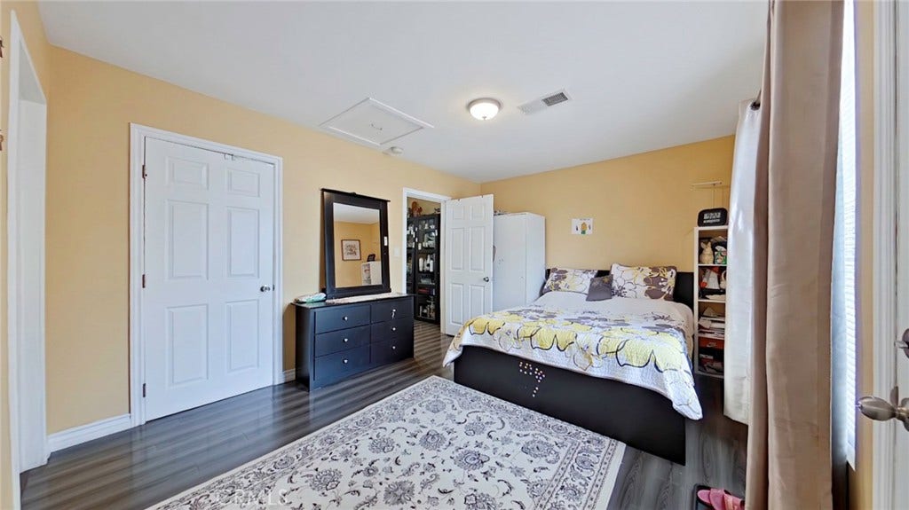 5633 Denny, North Hollywood, CA 91601 5633 Denny, North Hollywood, CA 91601