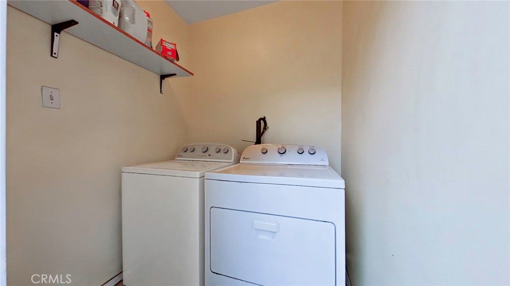 5633 Denny, North Hollywood, CA 91601 5633 Denny, North Hollywood, CA 91601