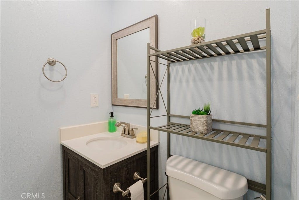 11900 Cometa Avenue, Pacoima, CA 91331