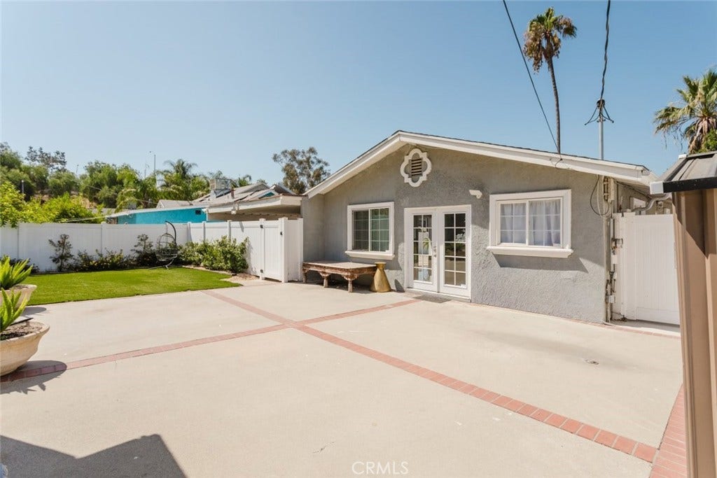 11900 Cometa Avenue, Pacoima, CA 91331