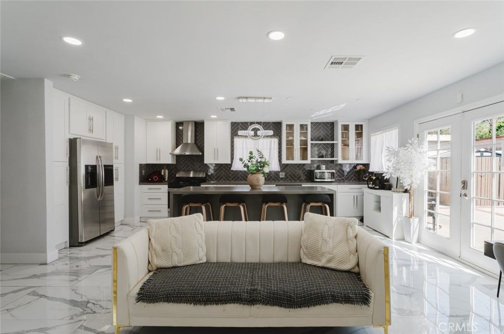 11900 Cometa Avenue, Pacoima, CA 91331