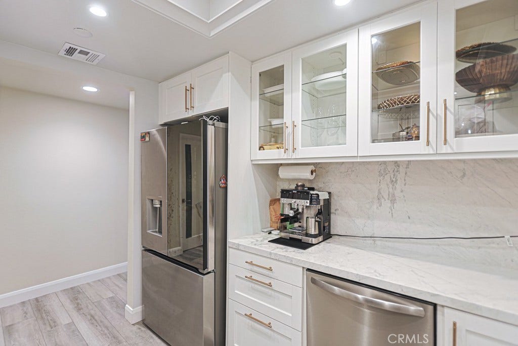 4326 Babcock, #305, Studio City, CA 91604