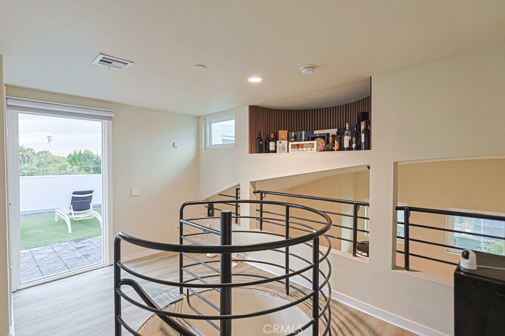 4326 Babcock, #305, Studio City, CA 91604