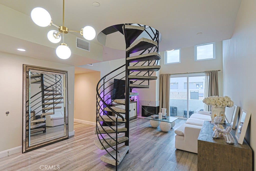 4326 Babcock, #305, Studio City, CA 91604