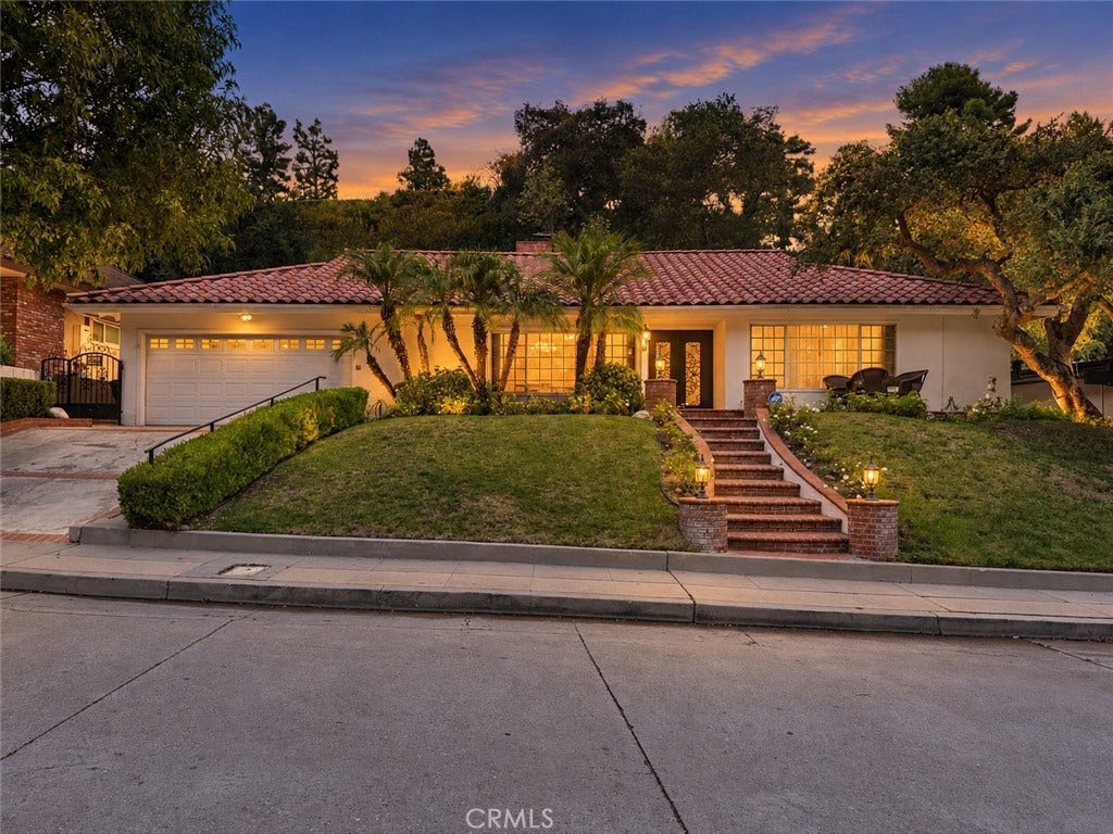 1331 Beaudry, Glendale, CA 91208 1331 Beaudry, Glendale, CA 91208