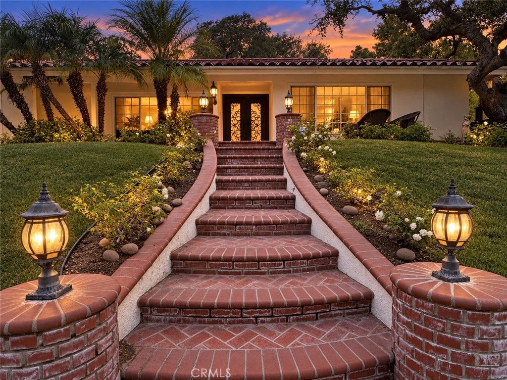 1331 Beaudry, Glendale, CA 91208 1331 Beaudry, Glendale, CA 91208