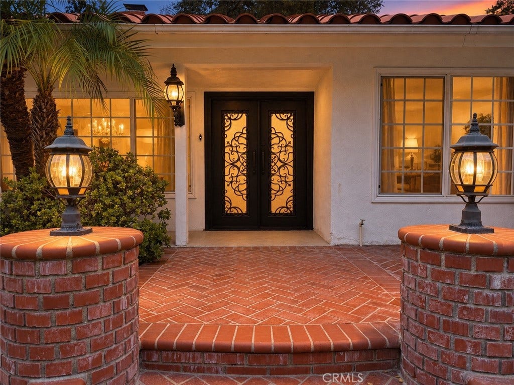 1331 Beaudry, Glendale, CA 91208 1331 Beaudry, Glendale, CA 91208