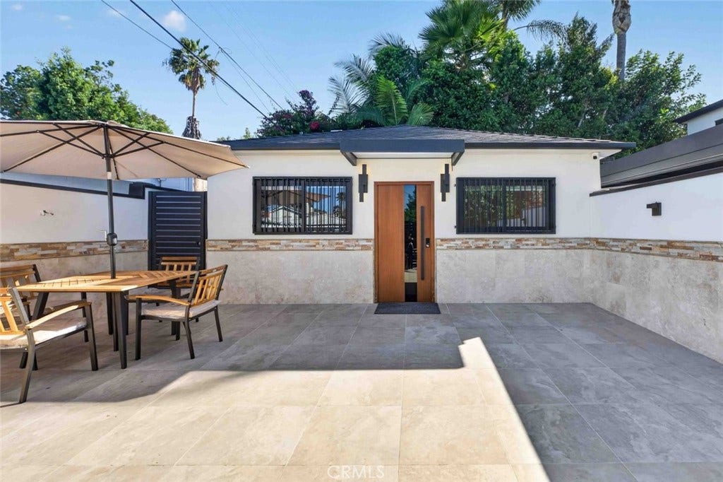 14652 Hortense Street, Sherman Oaks, CA 91403 14652 Hortense Street, Sherman Oaks, CA 91403