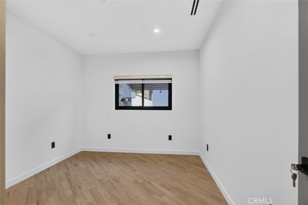 14652 Hortense Street, Sherman Oaks, CA 91403 14652 Hortense Street, Sherman Oaks, CA 91403