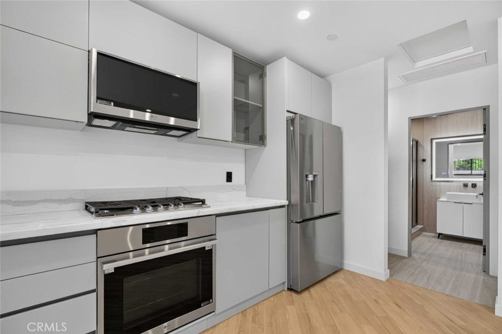 14652 Hortense Street, Sherman Oaks, CA 91403 14652 Hortense Street, Sherman Oaks, CA 91403