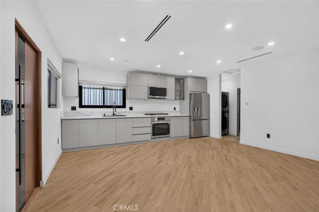 14652 Hortense Street, Sherman Oaks, CA 91403 14652 Hortense Street, Sherman Oaks, CA 91403