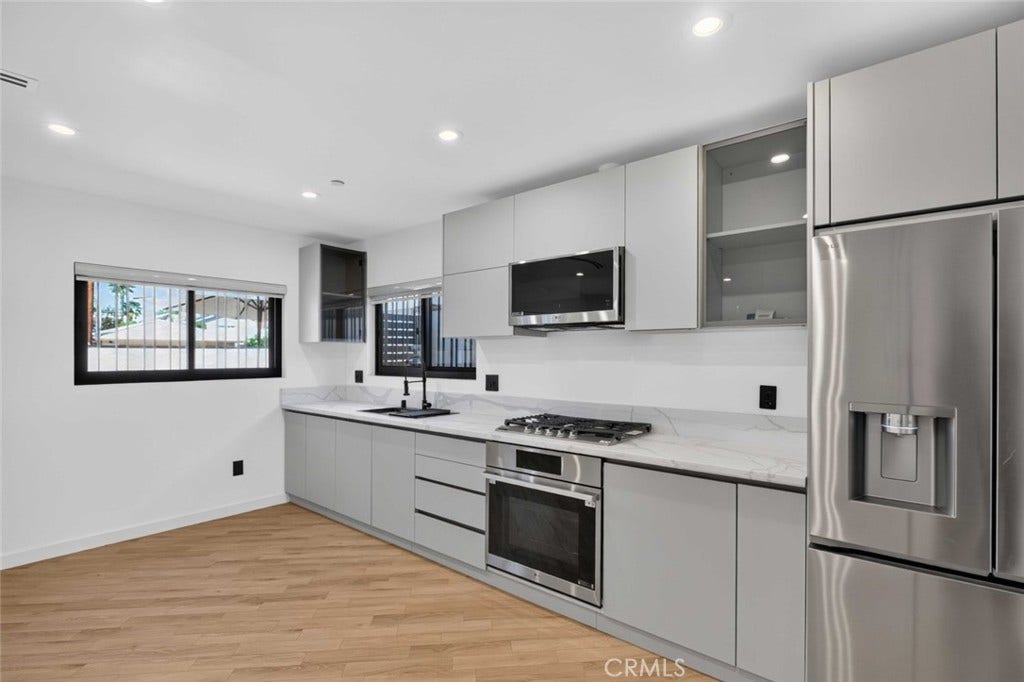 14652 Hortense Street, Sherman Oaks, CA 91403 14652 Hortense Street, Sherman Oaks, CA 91403