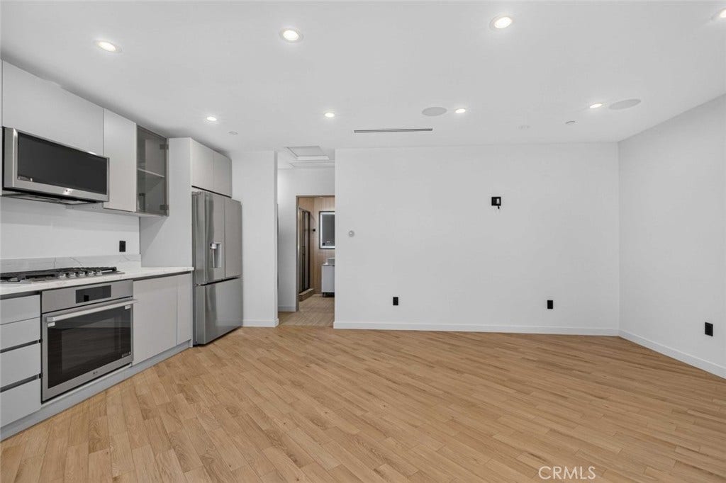 14652 Hortense Street, Sherman Oaks, CA 91403 14652 Hortense Street, Sherman Oaks, CA 91403