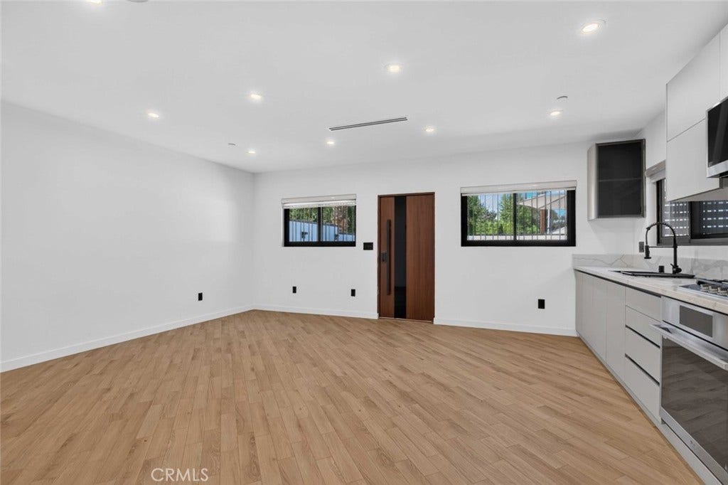 14652 Hortense Street, Sherman Oaks, CA 91403 14652 Hortense Street, Sherman Oaks, CA 91403